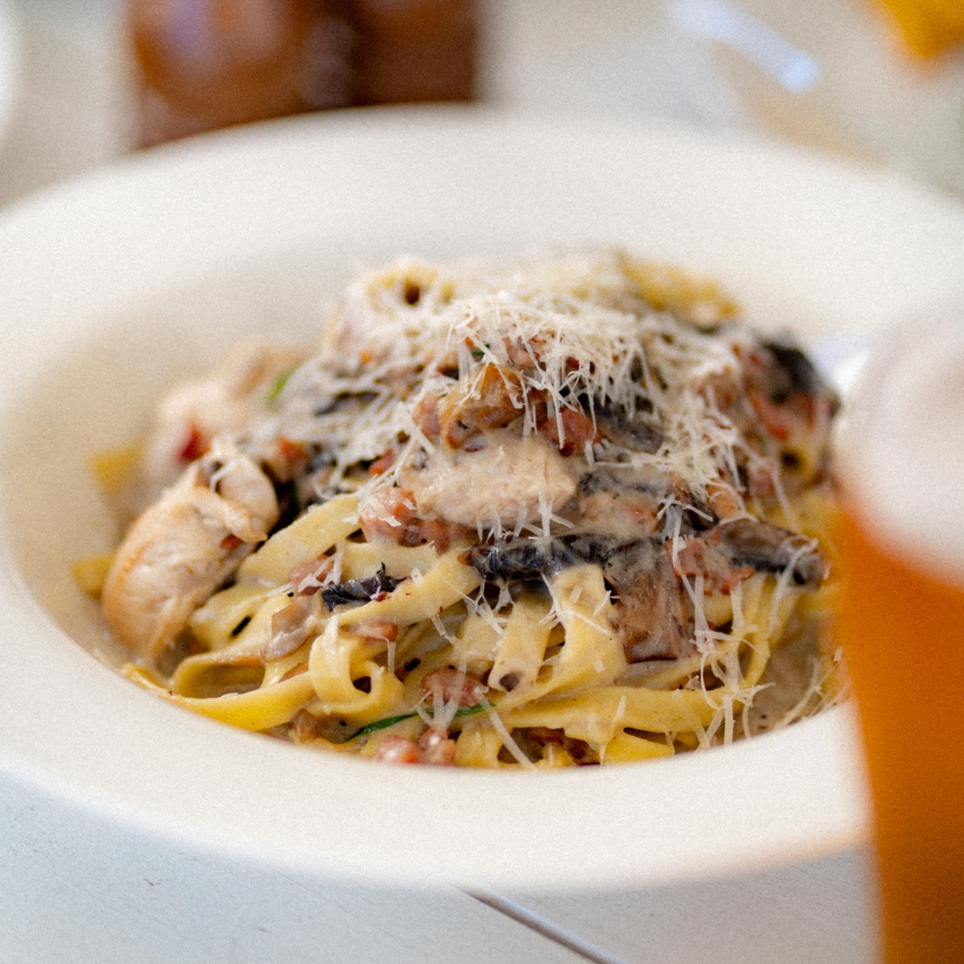 CHICKEN CARBONARA